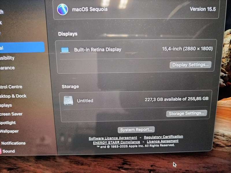 MacBook Pro, 15inch 2015 256GB SSD and 16GB RAM