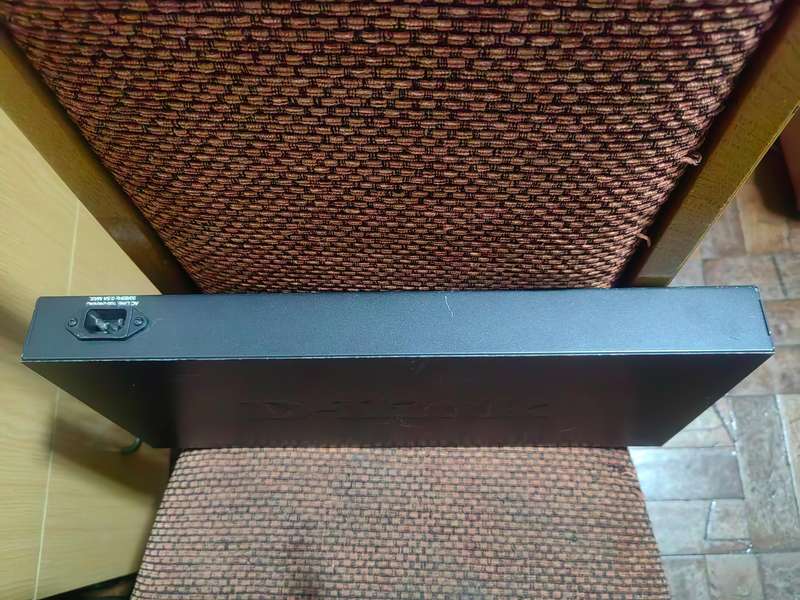 D-LINK  SWITCH DGS-1210-24