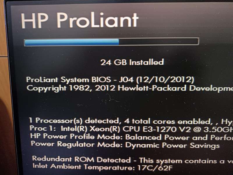 HP Proliant ML310e Gen 8 SERVER