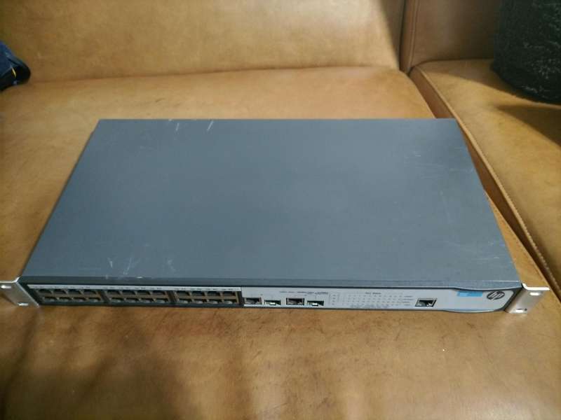 HP 1910-24 PoE  - JG539A- network switch
