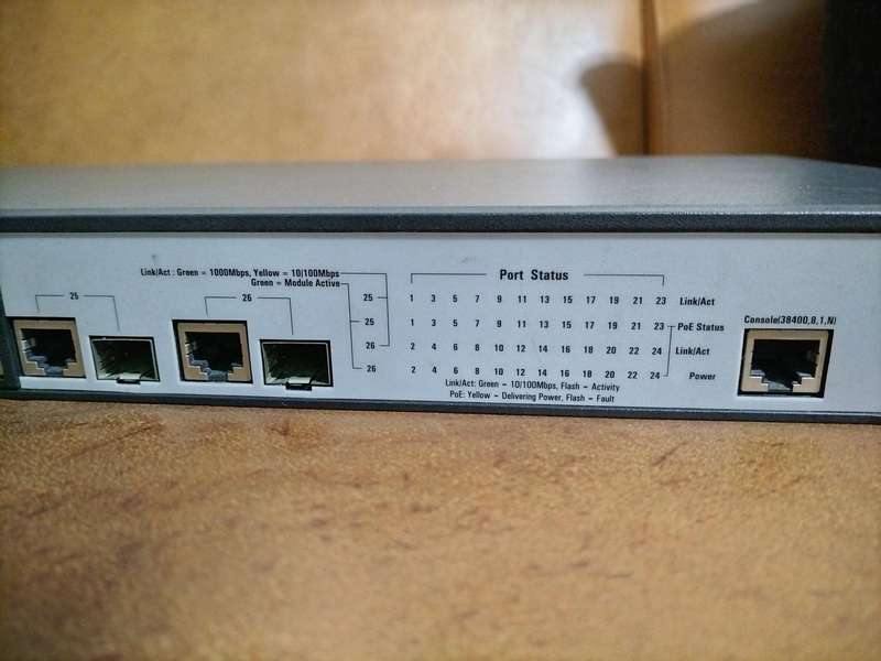 HP 1910-24 PoE  - JG539A- network switch