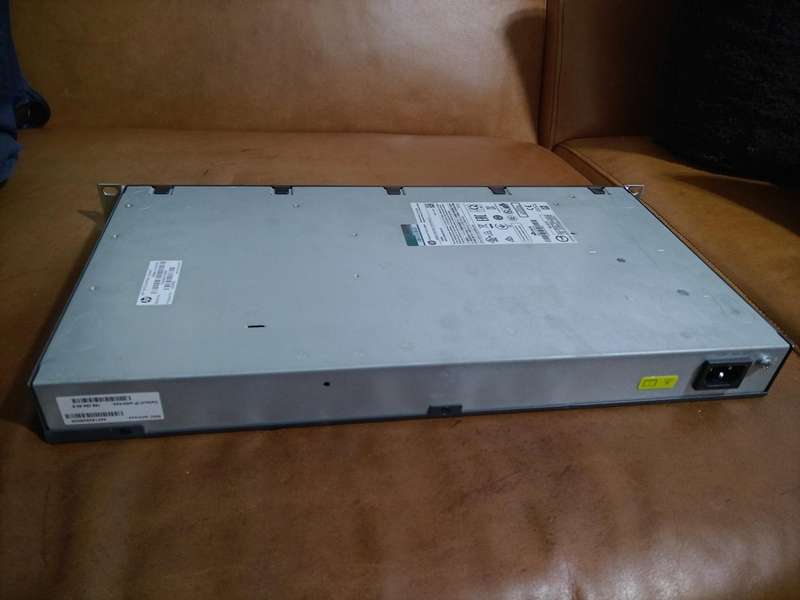 HP 1910-24 PoE  - JG539A- network switch