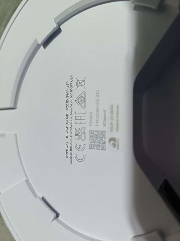 Ubiquiti U6+ Access Point
