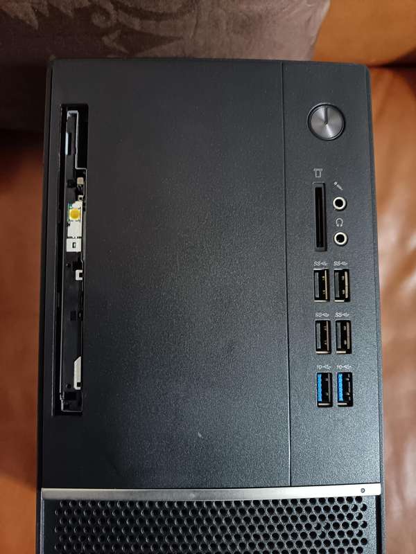 Lenovo Desktop V530-15ICB i3 8th gen PC
