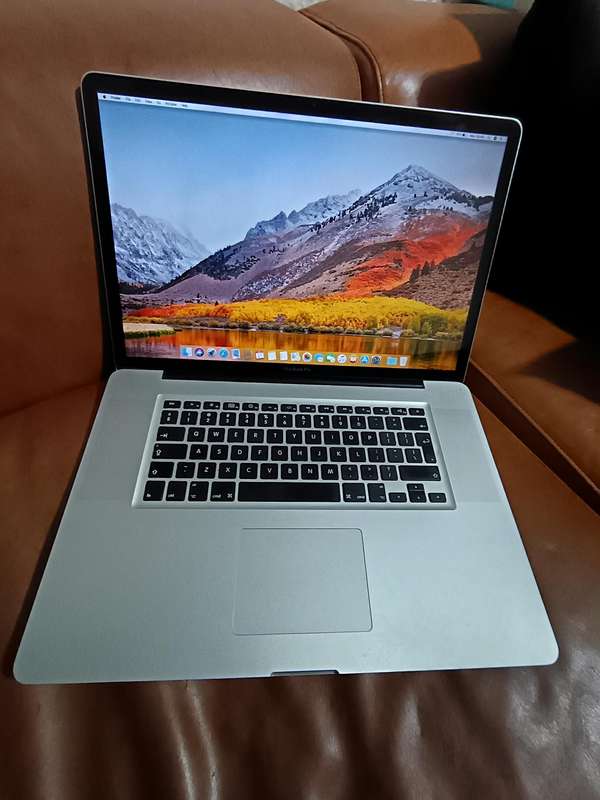 MacBook Pro , 17inch  Mid 2010 500GB and 4GB RAM