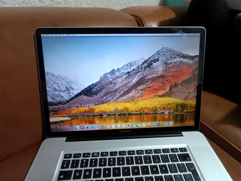 MacBook Pro , 17inch  Mid 2010 500GB and 4GB RAM