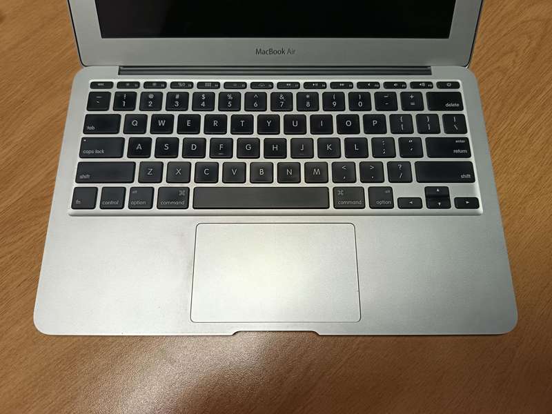 MacBook Air 11  2014