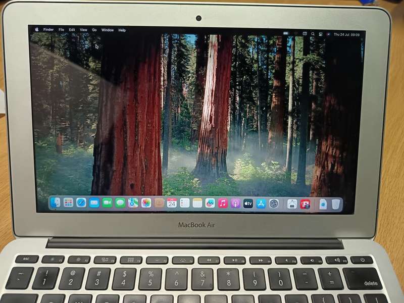 MacBook Air 11  2014