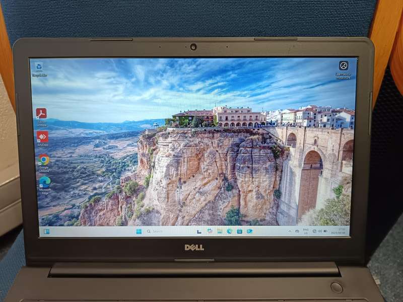 Dell LATITUDE 3550 i5 5th gen Laptop