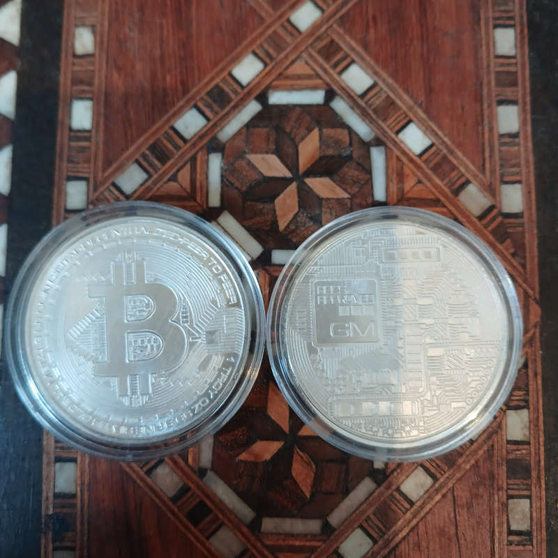 8 x 1 oz silver rounds