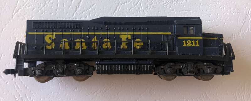 Lima n-gauge train set