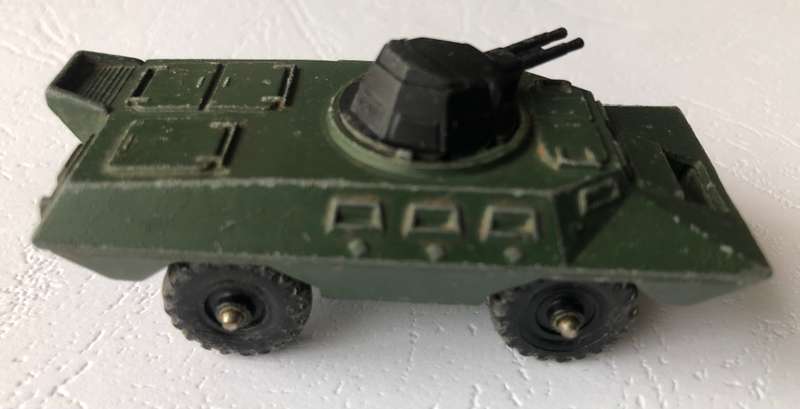 Corgi Juniors Commando V100
