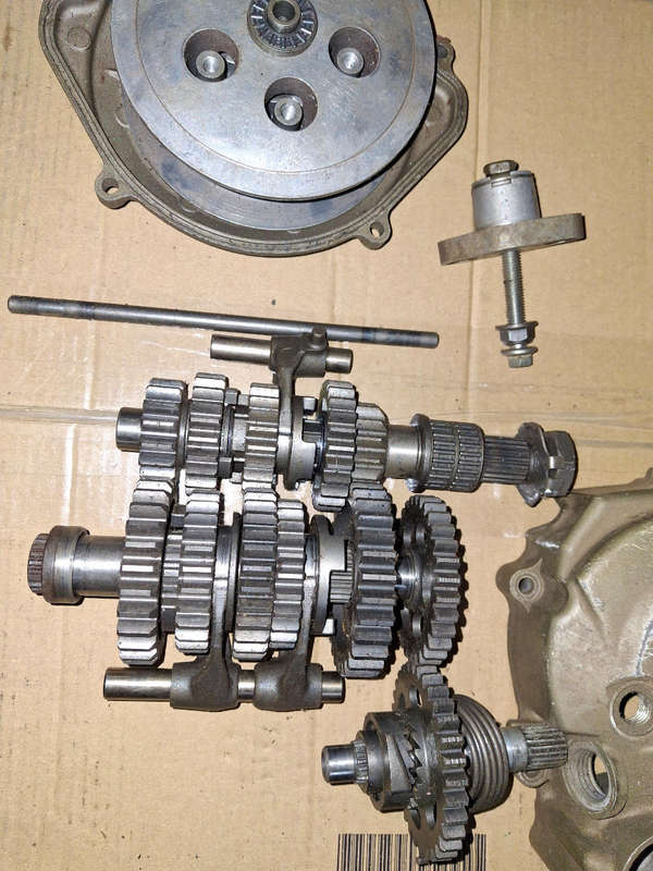 Honda CRF250R 2007 transmission and covers