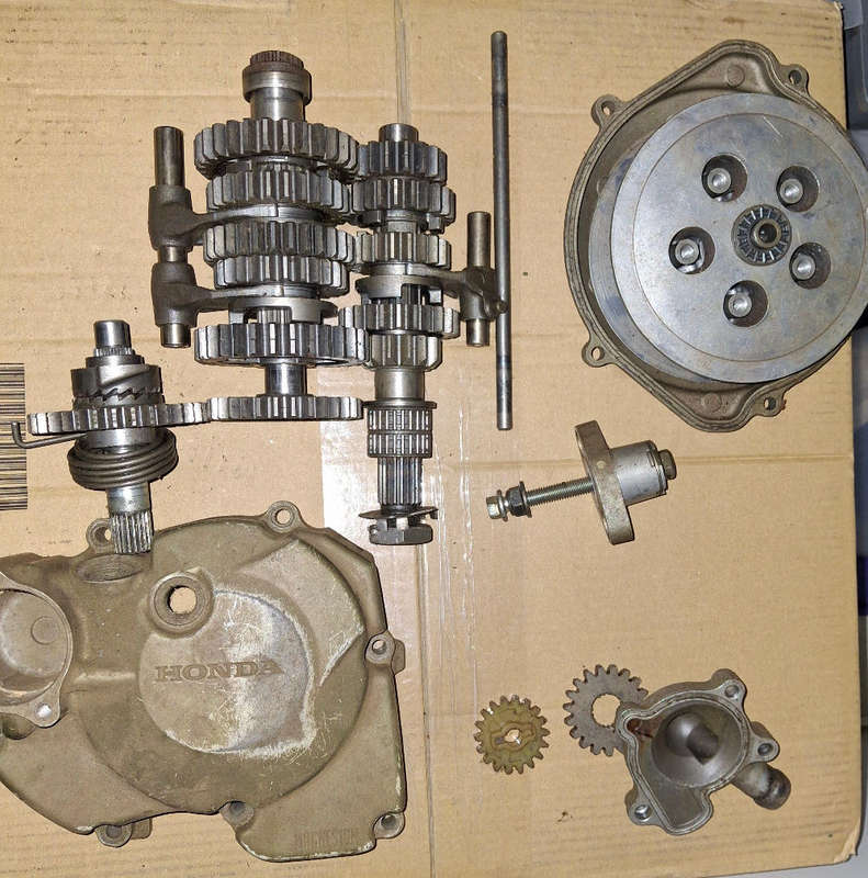 Honda CRF250R 2007 transmission and covers