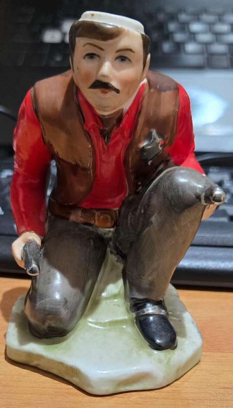 Cowboy, Sheriff Whiskey Decanter, Nip Jug, Westerner (NO HAT)