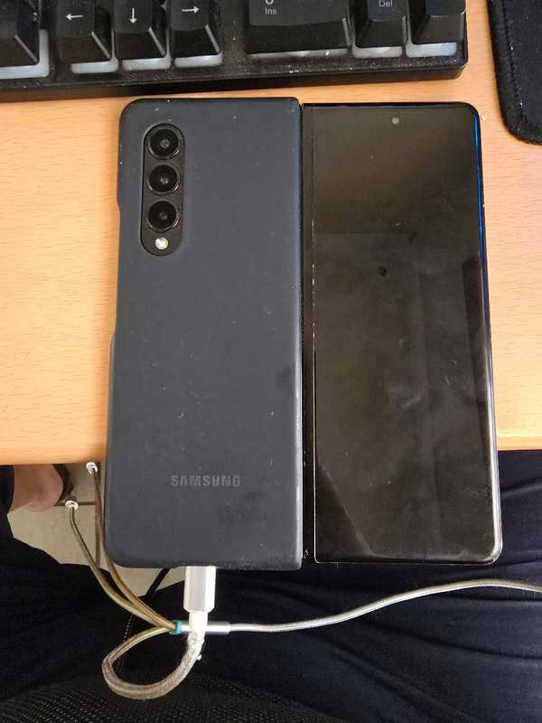 Samsung fold 3