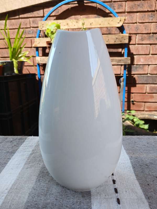 Rare Mid-Century Rosenthal Vase  Perfect Condition, Elegant Modernist Design
