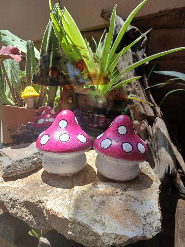 Hand-Cast & Painted Chunky Mushroom Statue Set  Whimsical Garden Decor