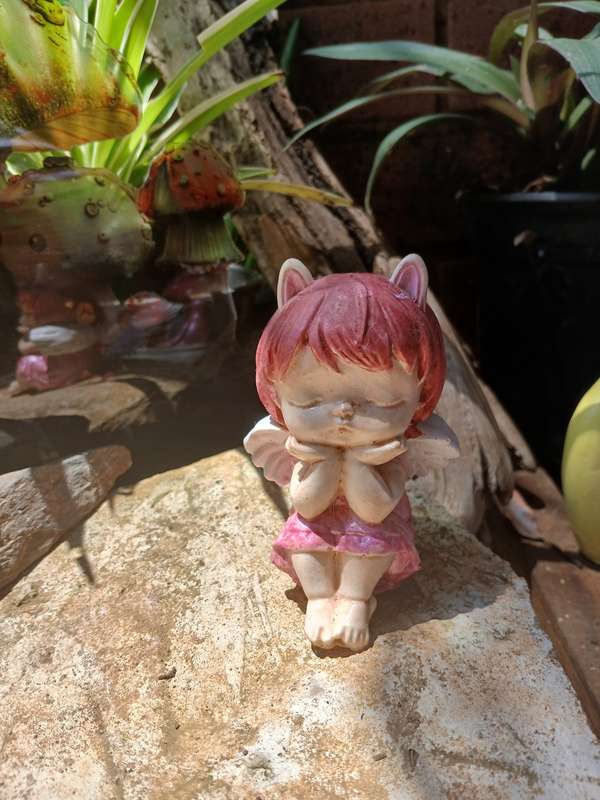 Hand-Cast & Painted Cat-Eared Fairy Statue  Whimsical Fantasy Decor