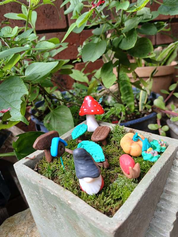 Gnome Garden Decoration Set  Handmade Polymer Clay Gnome & Miniature Accessories (3cm Gnome)