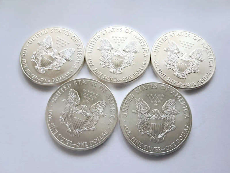 1 OZ SILVER COIN - USA Liberty Silver Coins x 8 Available (Fine Silver)