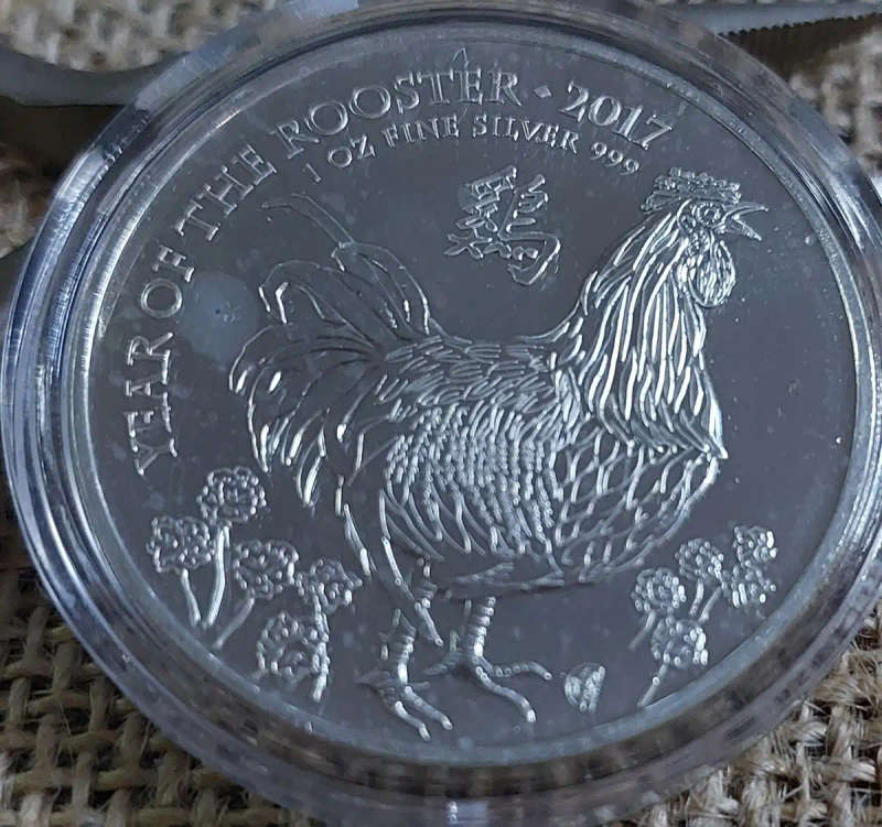 2017 1oz SilverYear of the Rooster coins (IN CAPSULES)