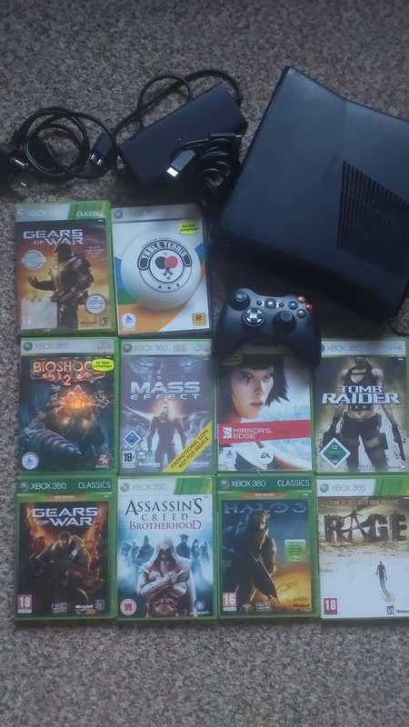 XBOX 360 + 1 CONTROLLER + 10 GAMES - GOOD CONDITION