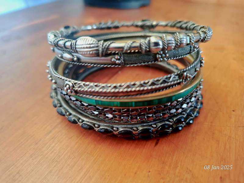 Costume jewellery - bangles
