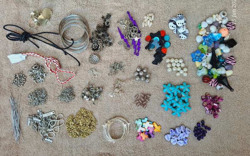 Jewellery making kit: Large