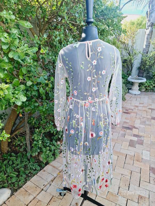 Unique embroidered mesh dress - S