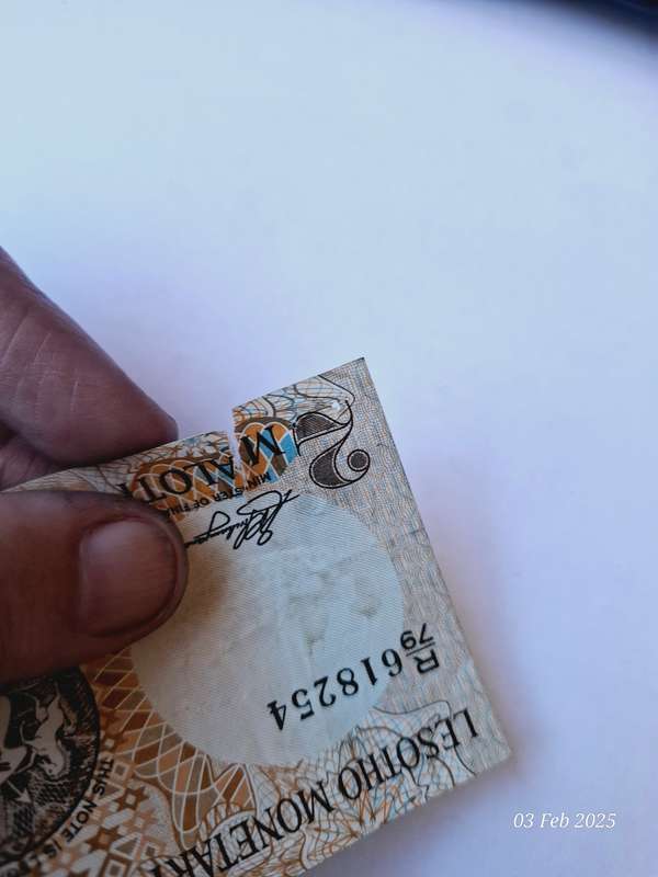 Lesotho 2 Maloti circulated bank note of 1980's