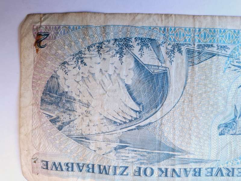 Reserve bank of Zimbabwe 2 Dollars circulated bank note of 1980's