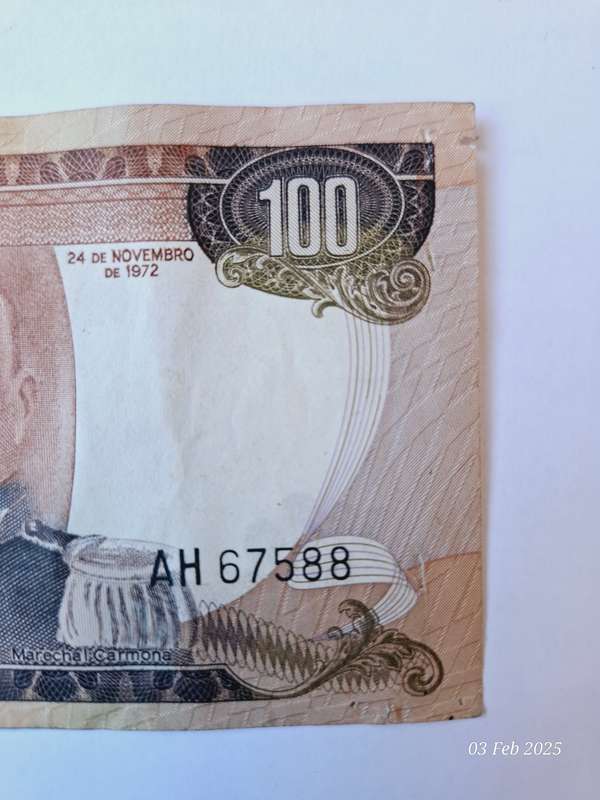 1972 Bank of Angola 100 Escudos bank note