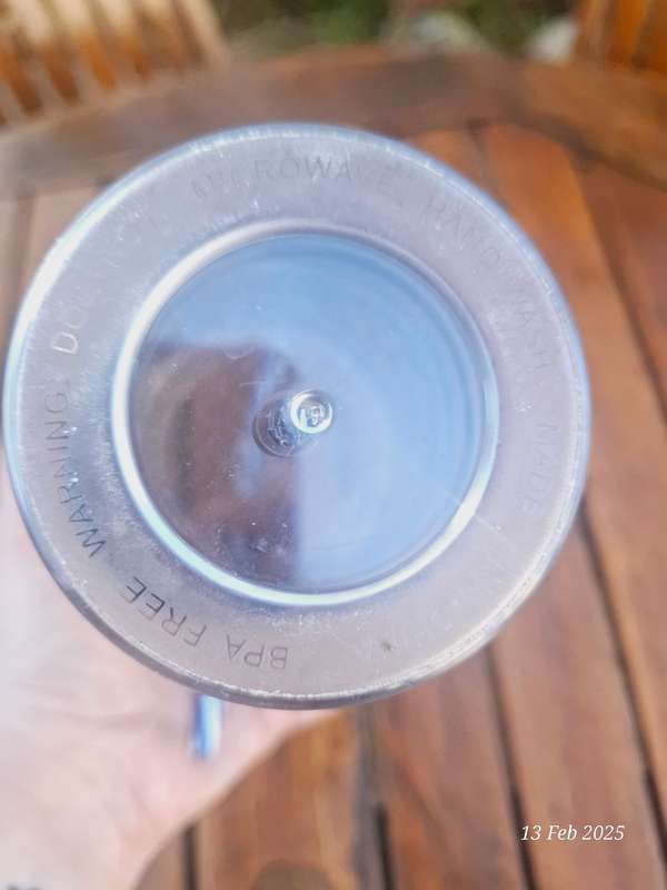Skull drink glass with twist lid and 2 x straws