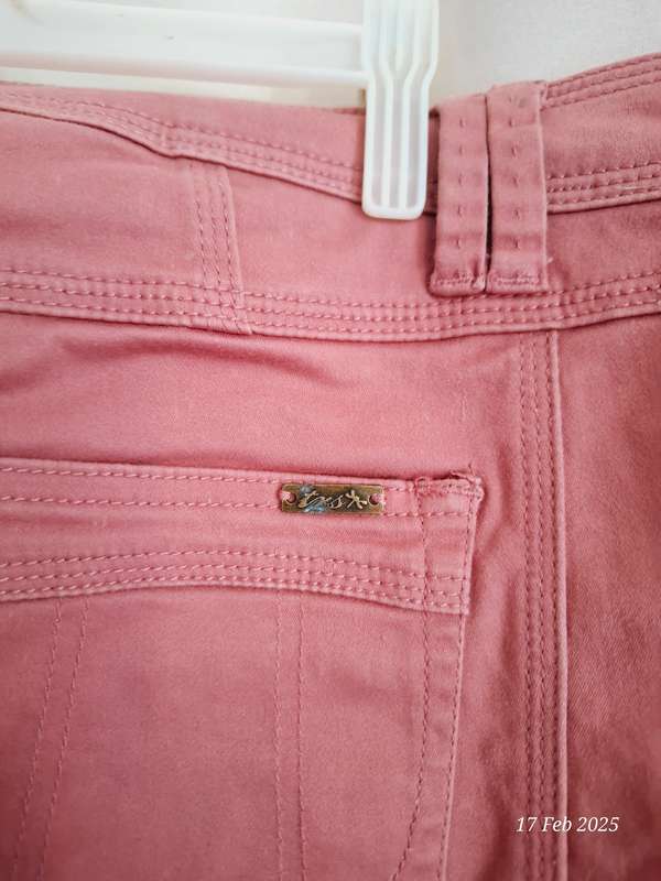 TRS by Truworths coral 3/4 denim shorts. Size 36