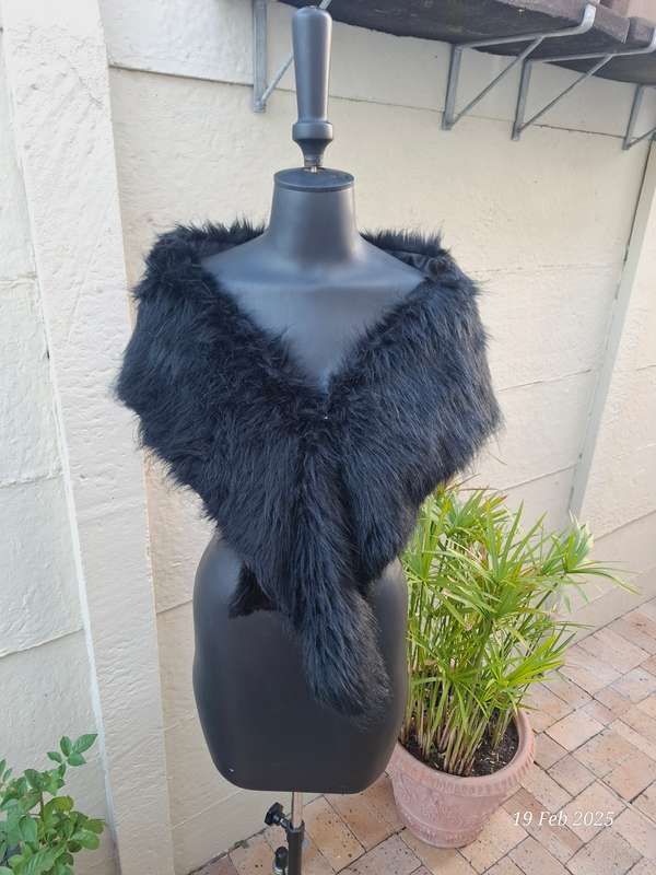 Noir by Nanine ( South African designer) Black faux fur scarf / stola / wrap