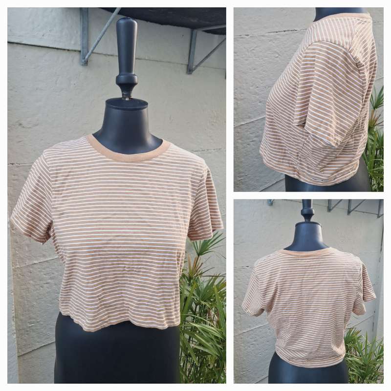 Cotton on the baby tee - XL
