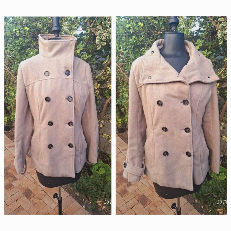 tan duffle coat - 40