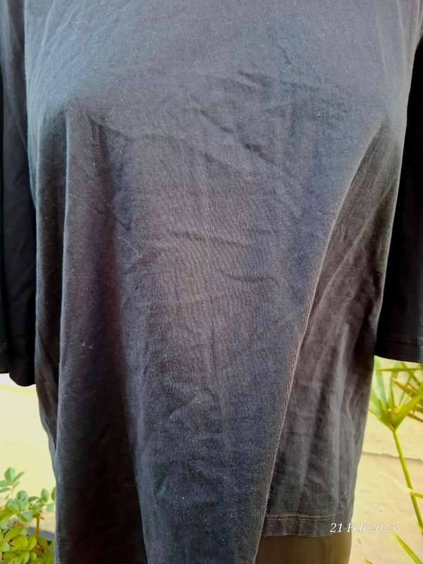 Foschini black tshirt - L