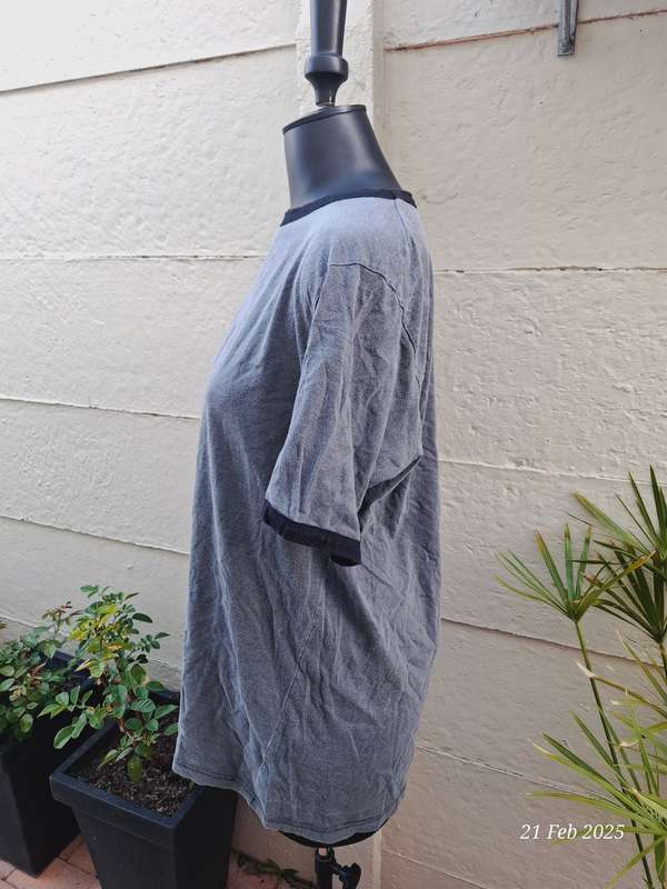 Fittees T-shirt - L