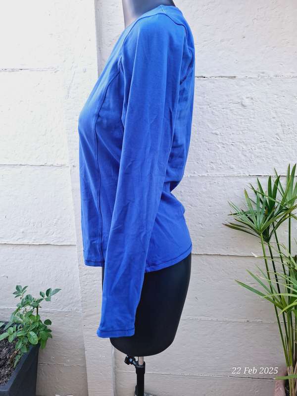 Woolworths edition longsleeve shirt  Size M