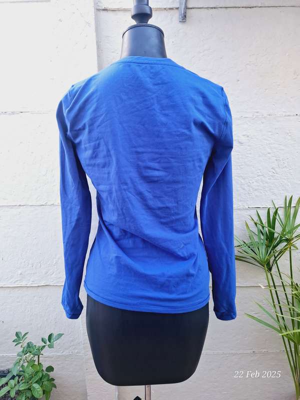 Woolworths edition longsleeve shirt  Size M