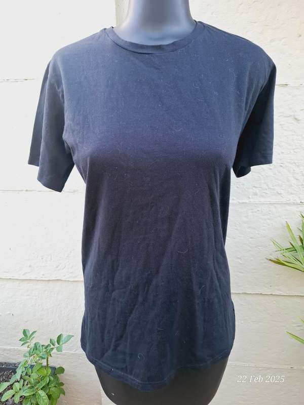 Fittees black t-shirt - Size M