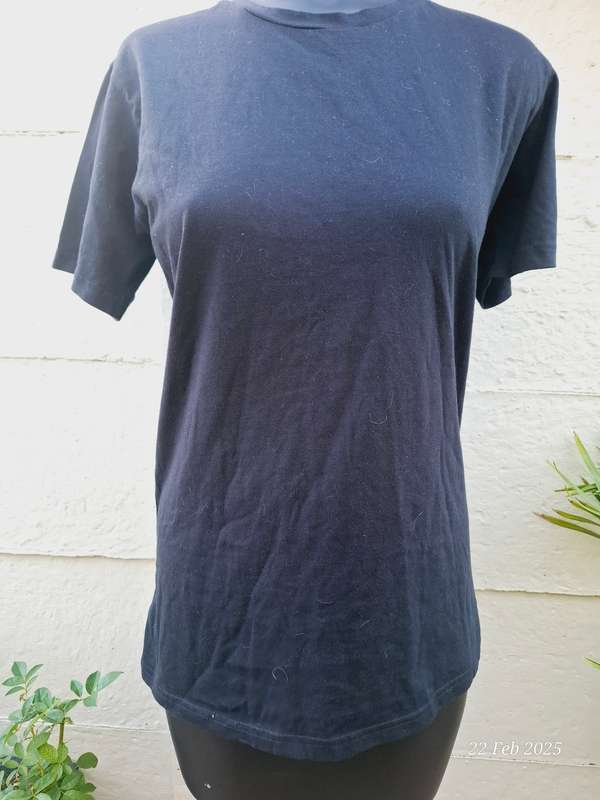 Fittees black t-shirt - Size M