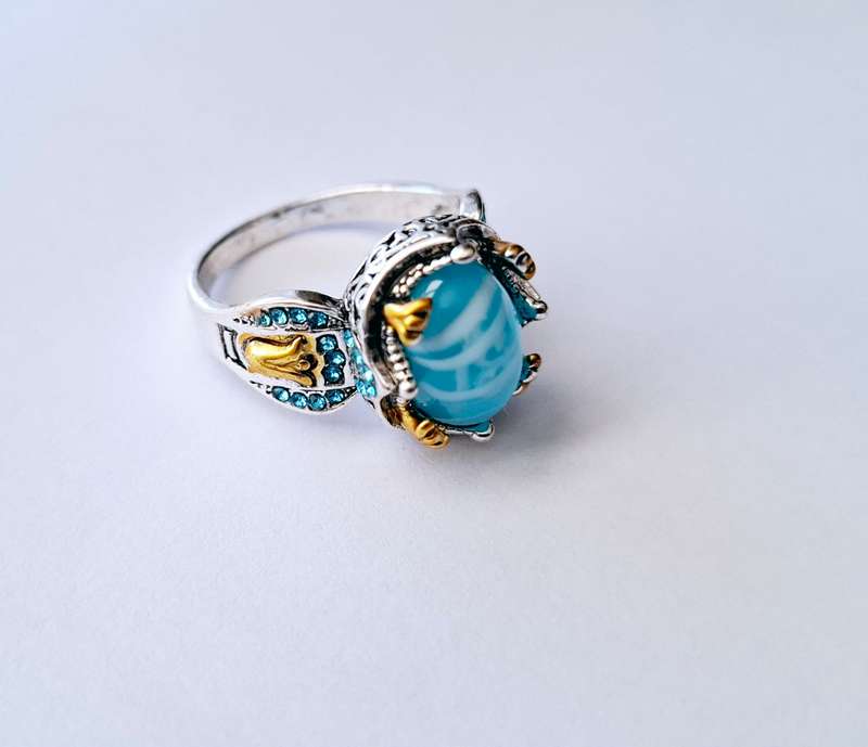 New Vintage alloy and synthetic cubic zirconia ring - Size 13