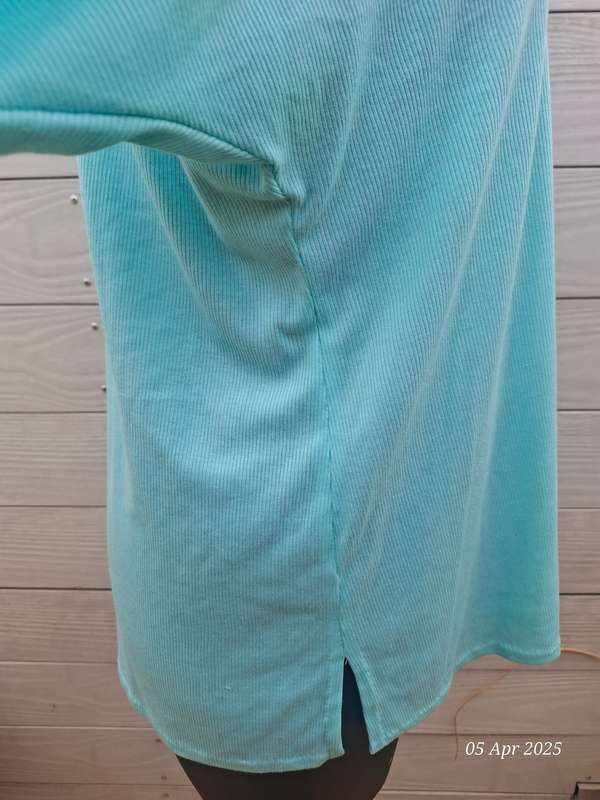 Handmade Turquoise 3/4 sleeve top - 16
