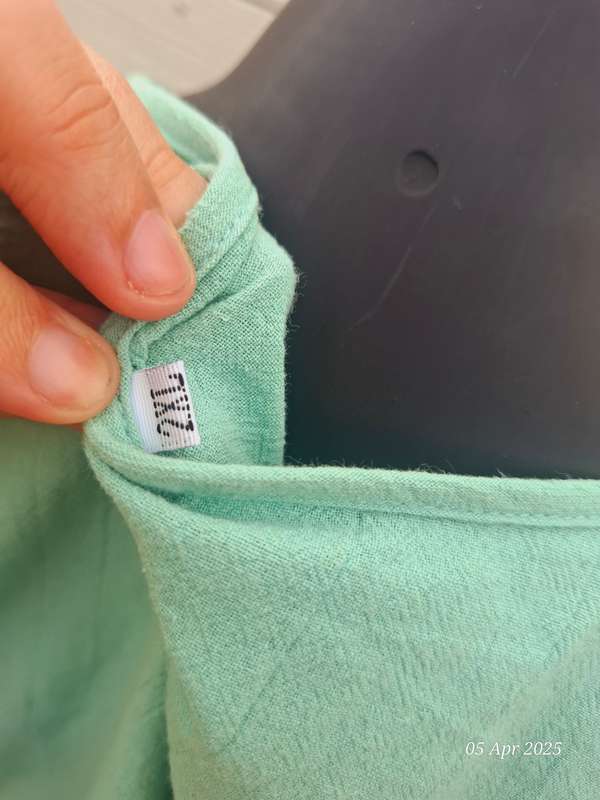 Turquoise top with detail at bottom - Size XXL/16
