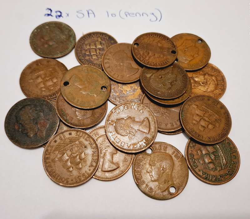 22 x SA 1d Penny circulated coins. Various years between 40's and 50's