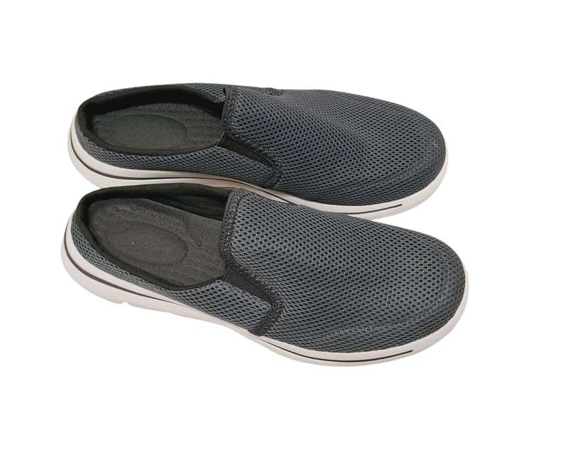 Slip on shoes - 9 - 9.5