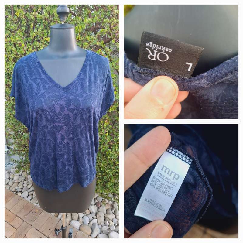 Sheer navy top - L